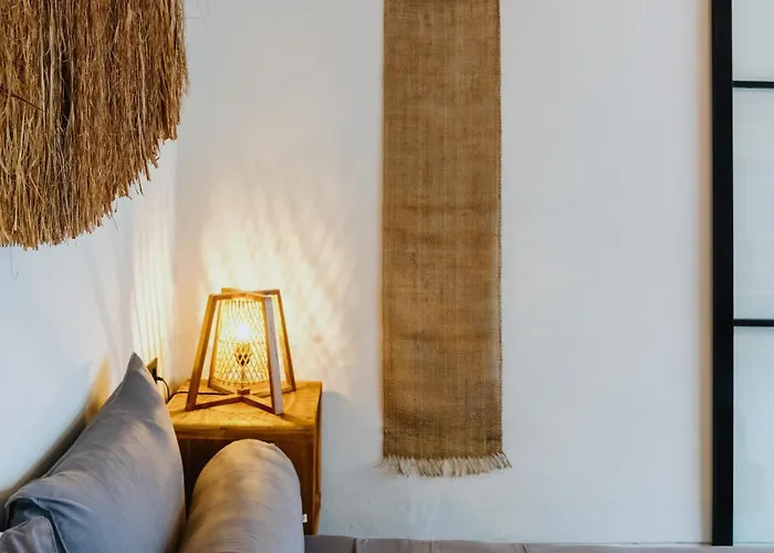 Nakula 5 Downstairs By Bali Nest Apartment *